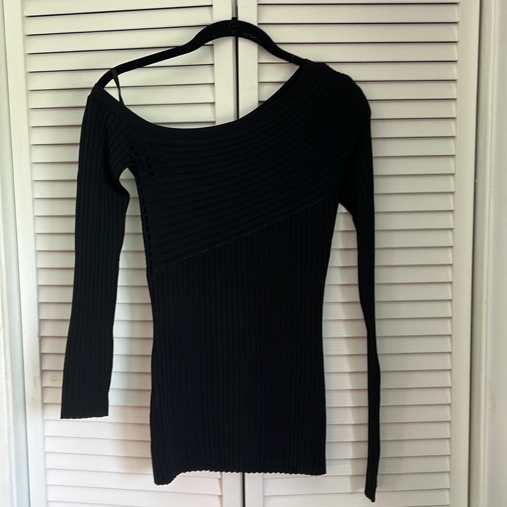 NWT BCBG Maxazria - Black asymmetrical Long Sleeve